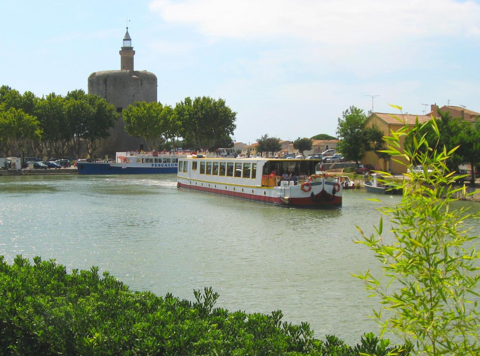 Hotel Bateau Le Phenicien à Aigues-Mortes Extérieur photo